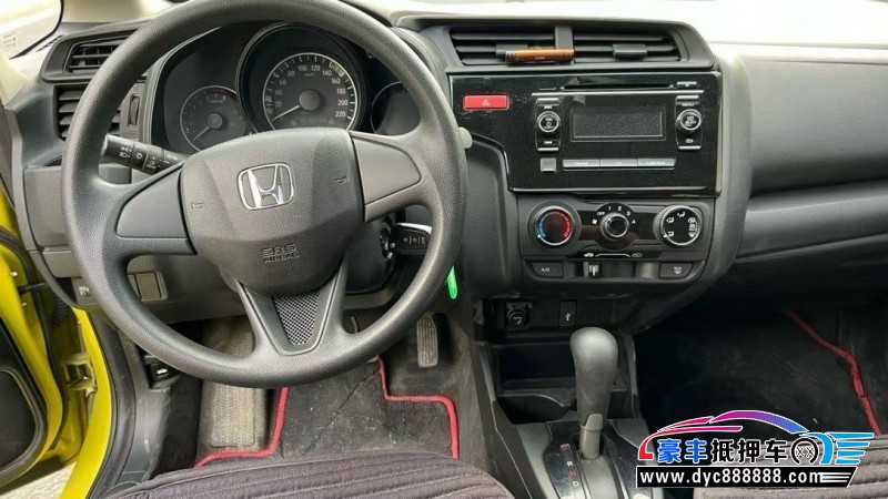 17年本田飞度轿车抵押车出售