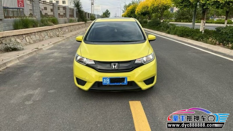 17年本田飞度轿车抵押车出售