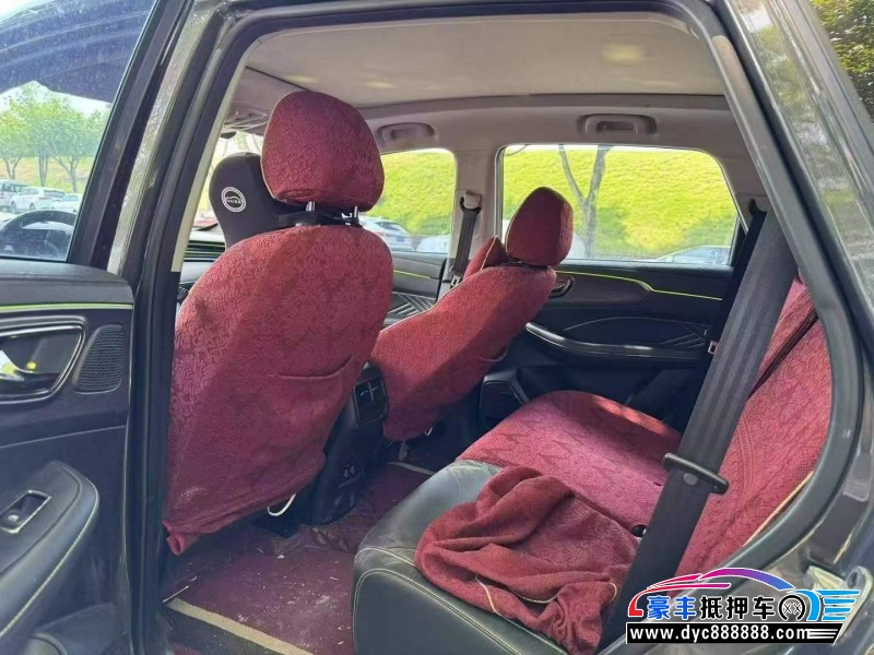 22年荣威RX5轿车抵押车出售