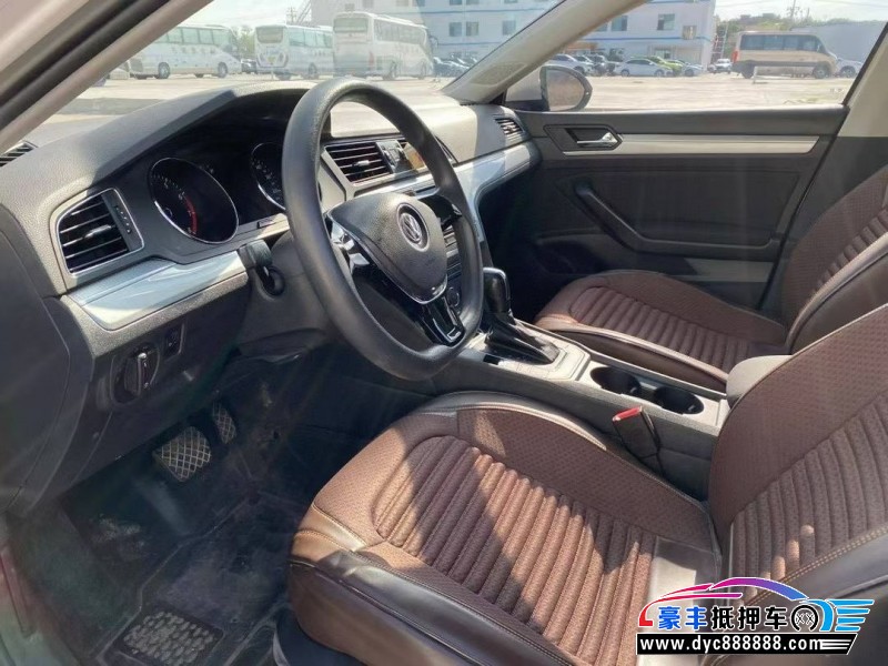 18年大众凌渡轿车抵押车出售