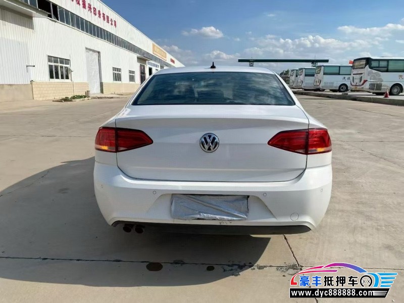 18年大众凌渡轿车抵押车出售