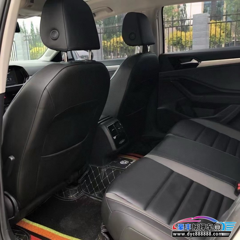 22年大众速腾轿车抵押车出售