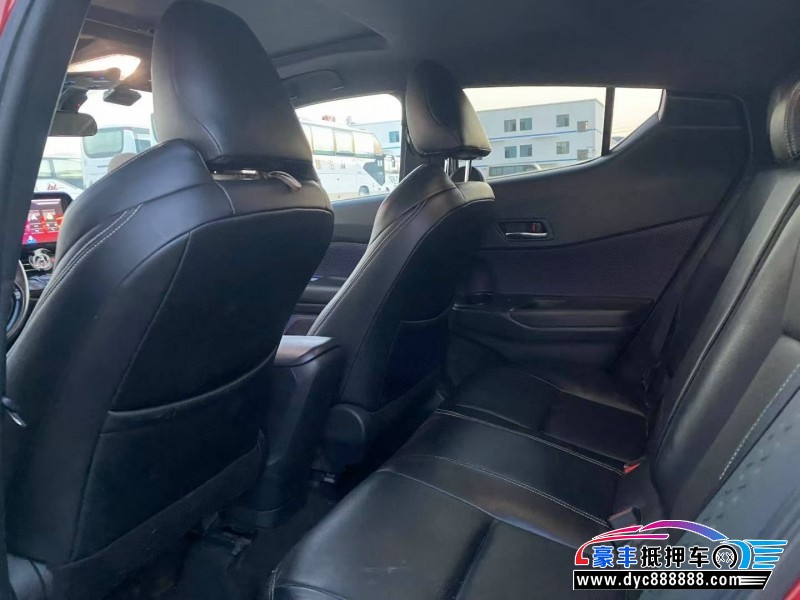 18年丰田C-HR轿车抵押车出售