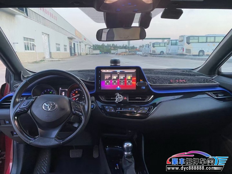 18年丰田C-HR轿车抵押车出售