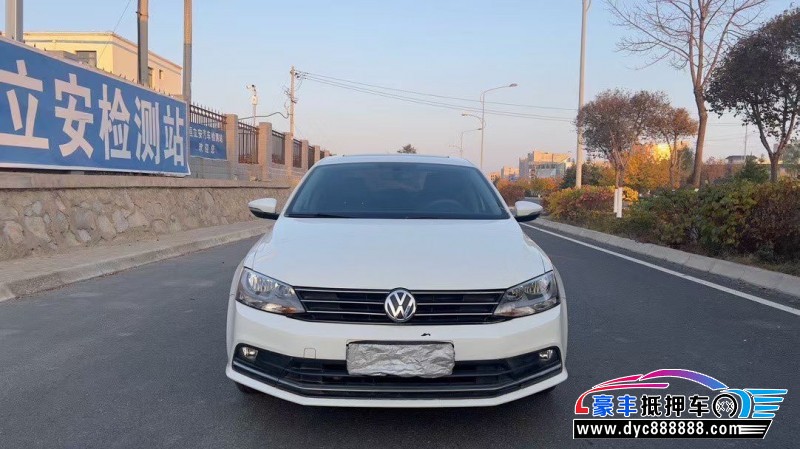 18年大众速腾轿车抵押车出售