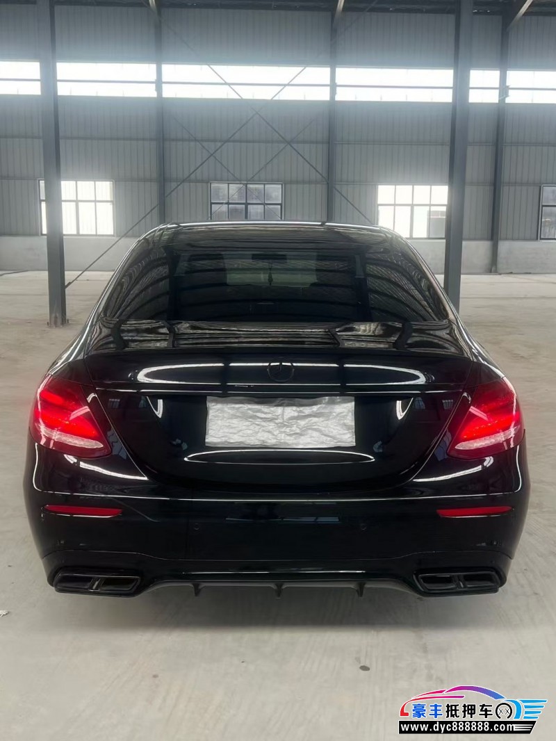 20年奔驰E轿车抵押车出售