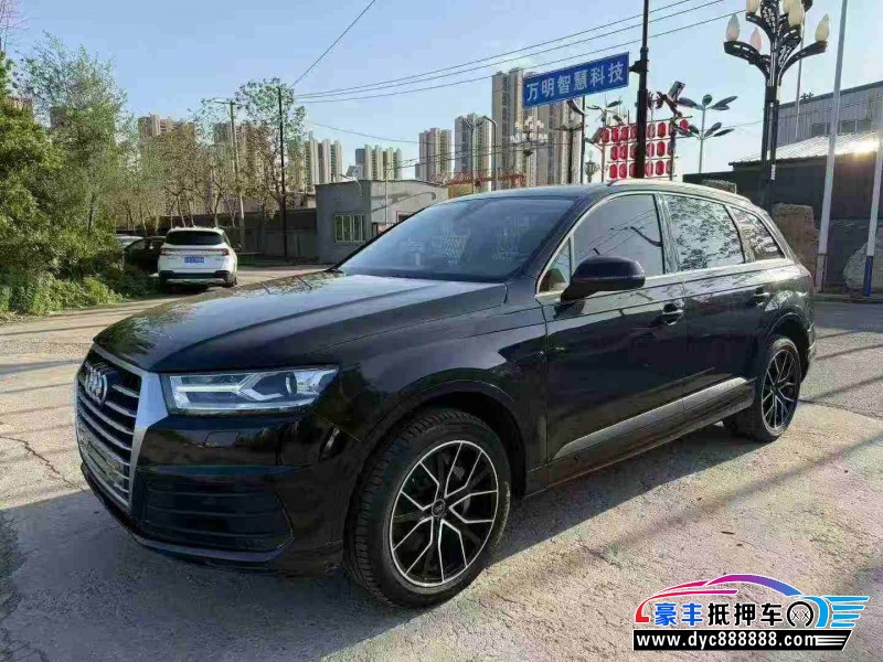 18年奥迪Q7轿车抵押车出售