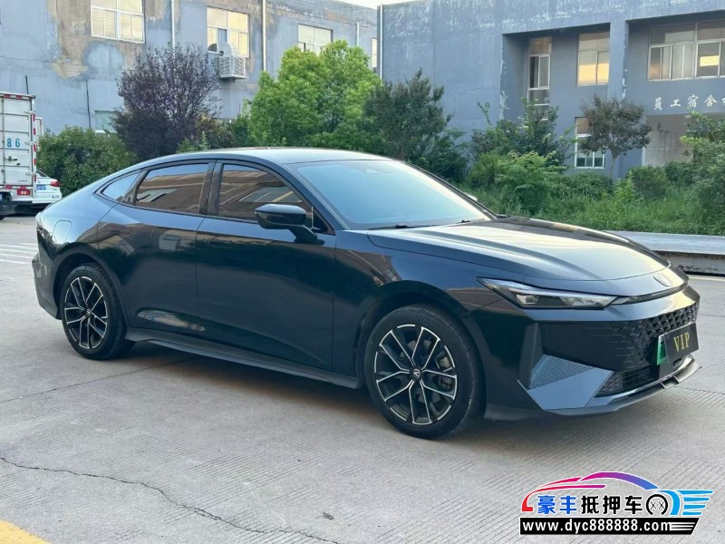 24年长安长安UNI轿车抵押车出售