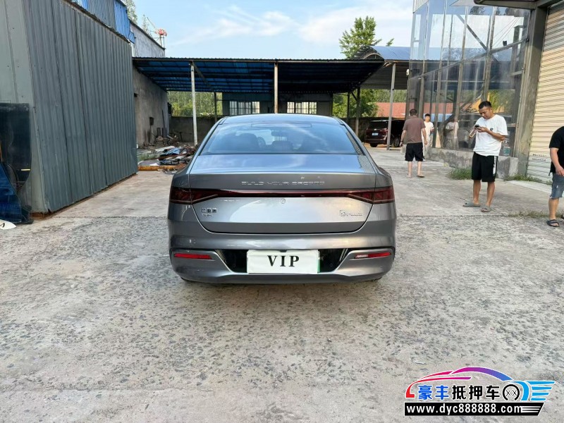 21年比亚迪秦轿车抵押车出售