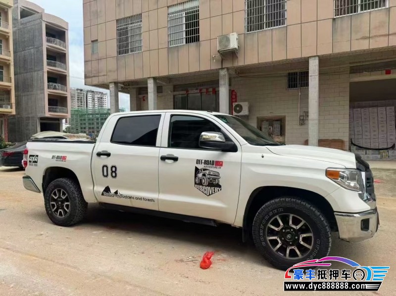 14年丰田坦途轿车抵押车出售