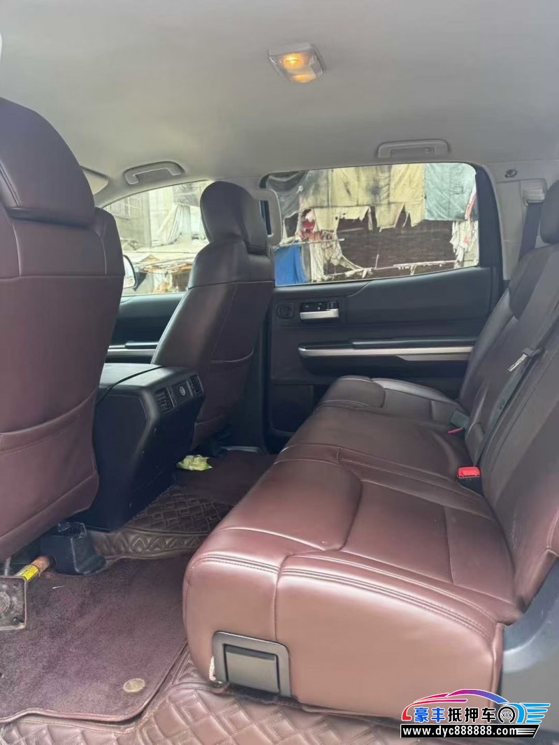 14年丰田坦途轿车抵押车出售