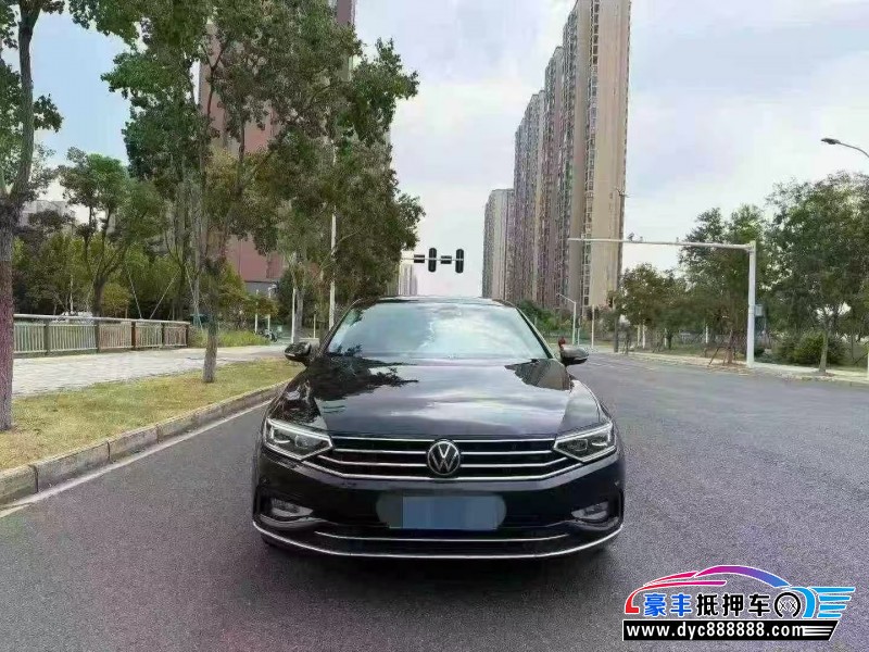 21年大众迈腾轿车抵押车出售