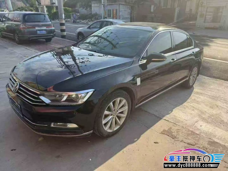18年大众迈腾轿车抵押车出售