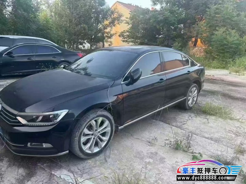 17年大众迈腾轿车抵押车出售