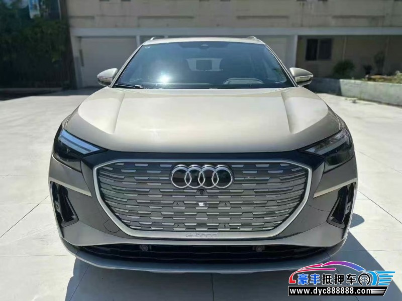 25年奥迪Q4轿车抵押车出售