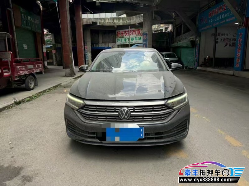 23年大众速腾轿车抵押车出售