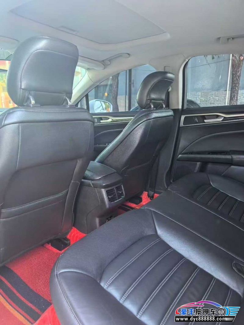 15年福特蒙迪欧轿车抵押车出售