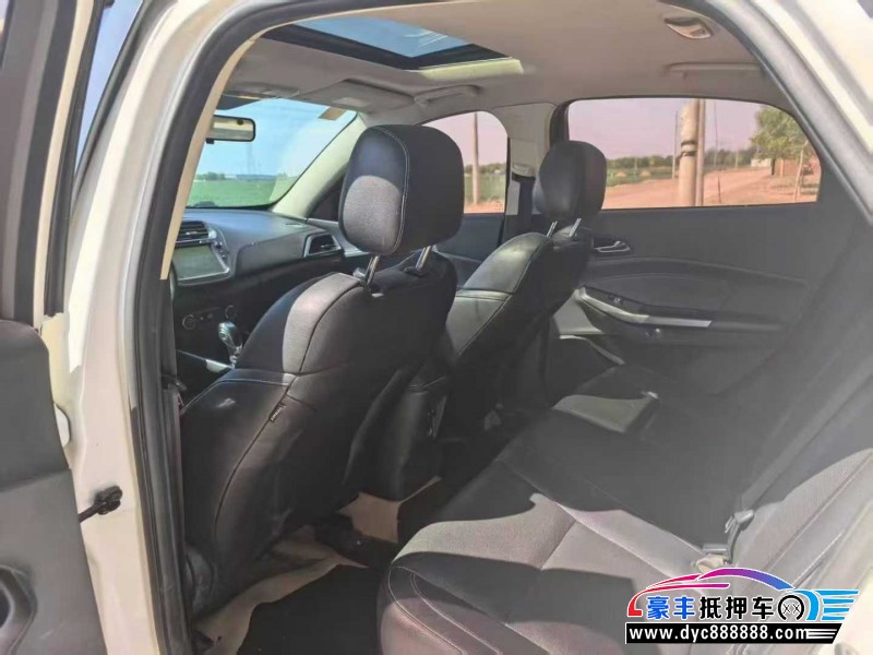 17年福特福睿斯轿车抵押车出售