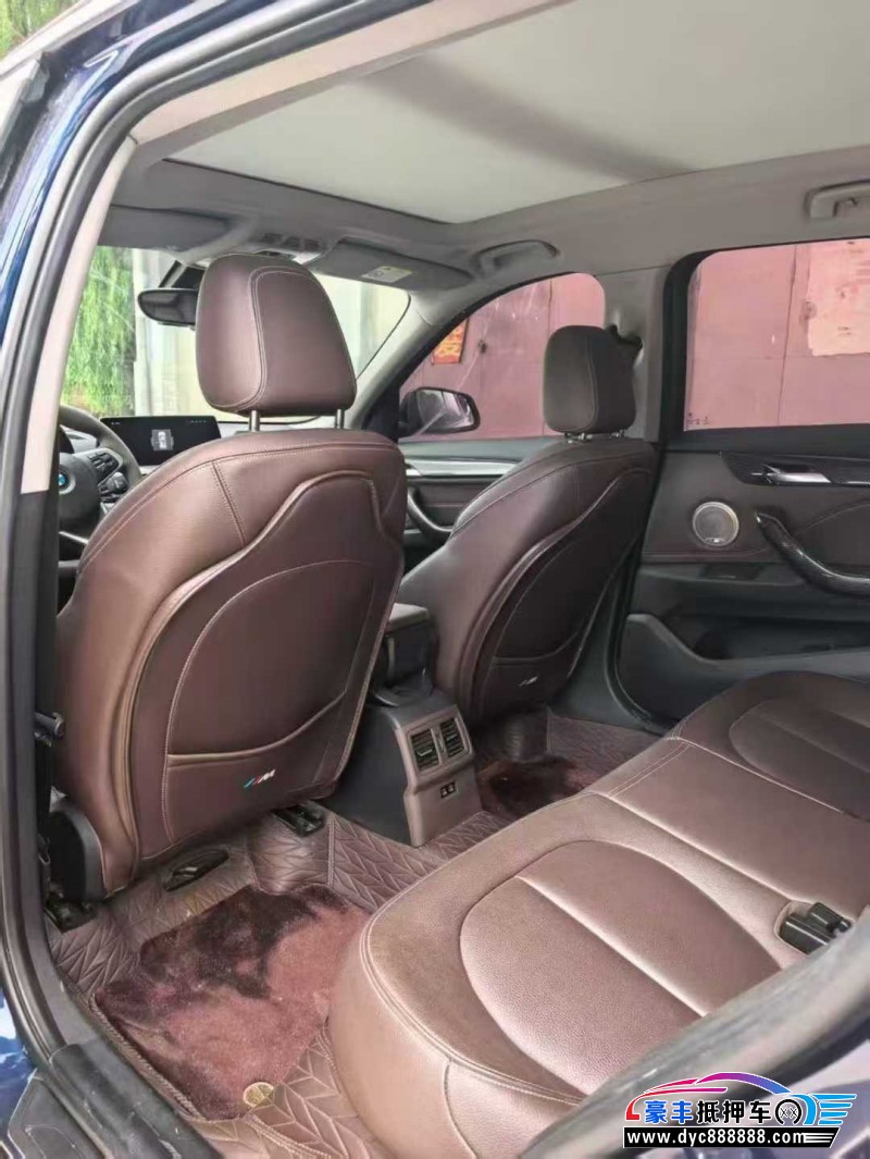 19年宝马X1轿车抵押车出售