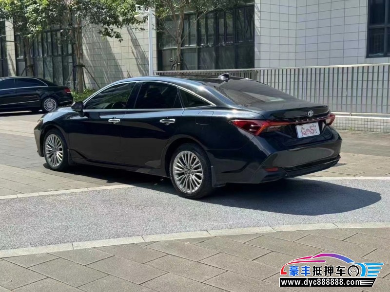 21年丰田亚洲龙轿车抵押车出售