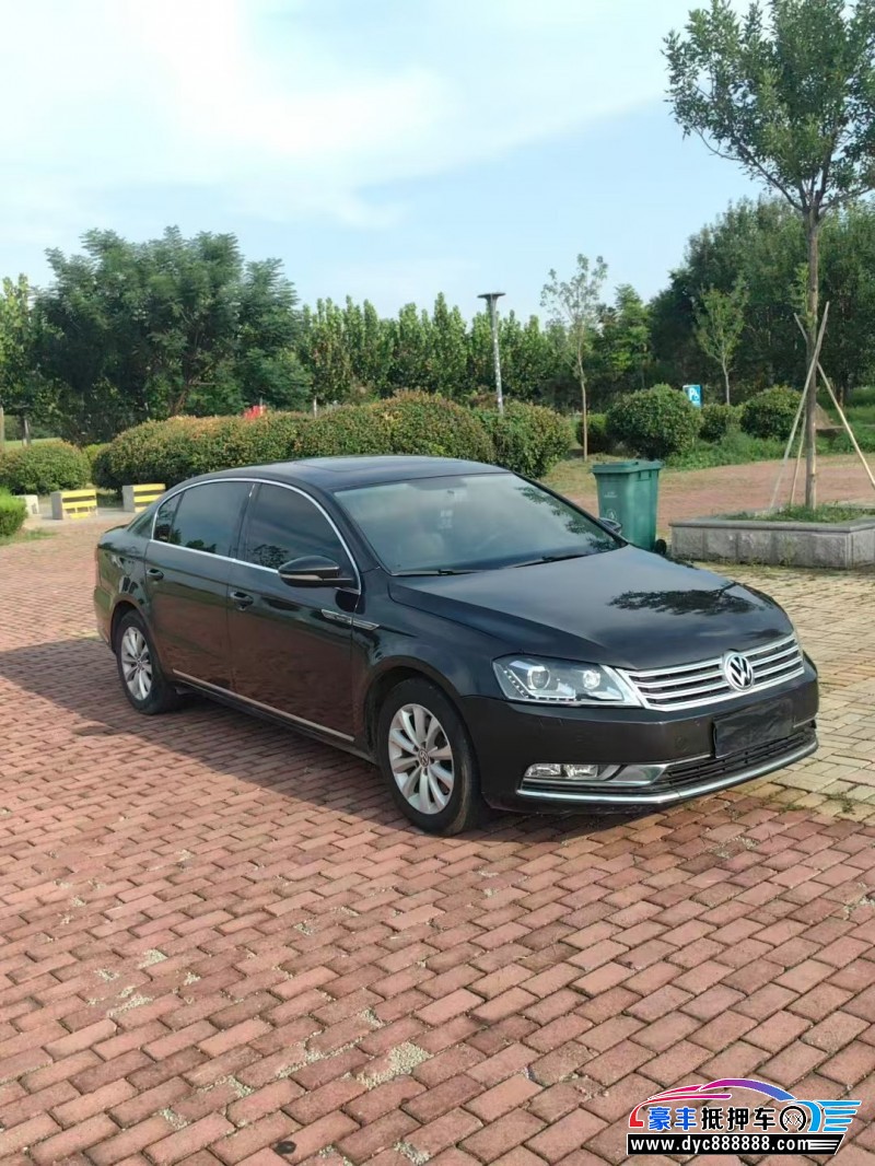 12年大众迈腾轿车抵押车出售