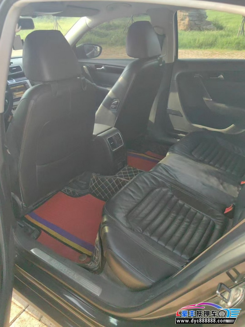 12年大众迈腾轿车抵押车出售