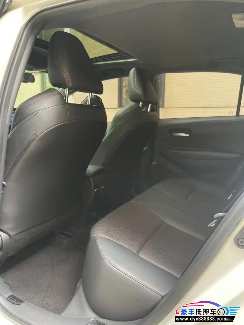 24年丰田雷凌轿车抵押车出售