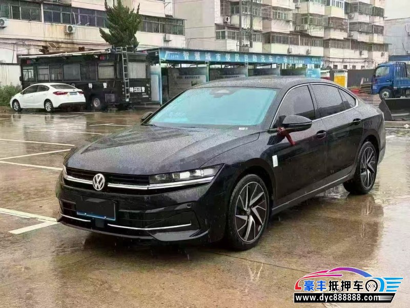 25年大众迈腾轿车抵押车出售