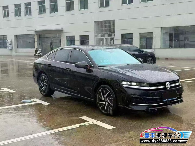 25年大众迈腾轿车抵押车出售