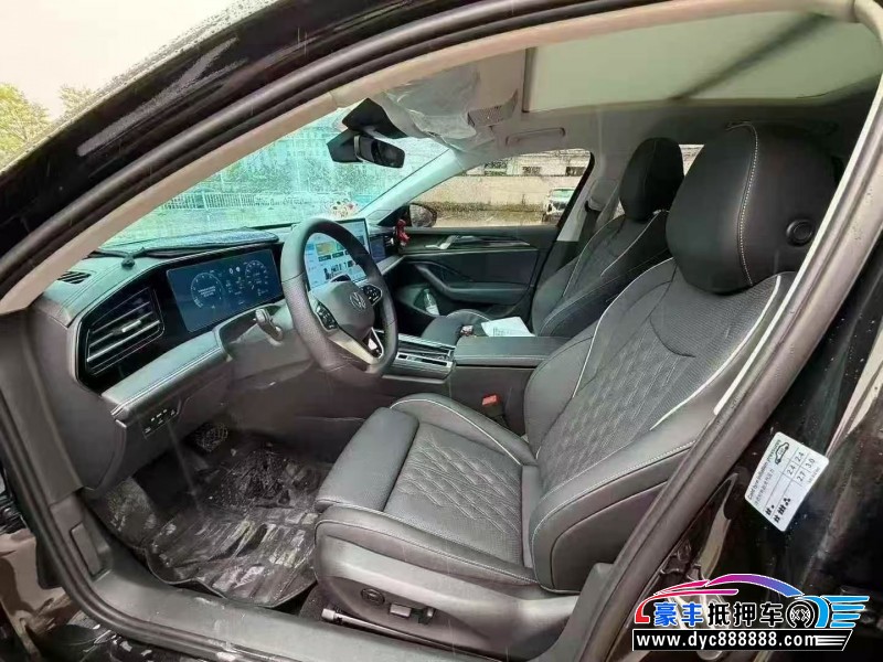 25年大众迈腾轿车抵押车出售