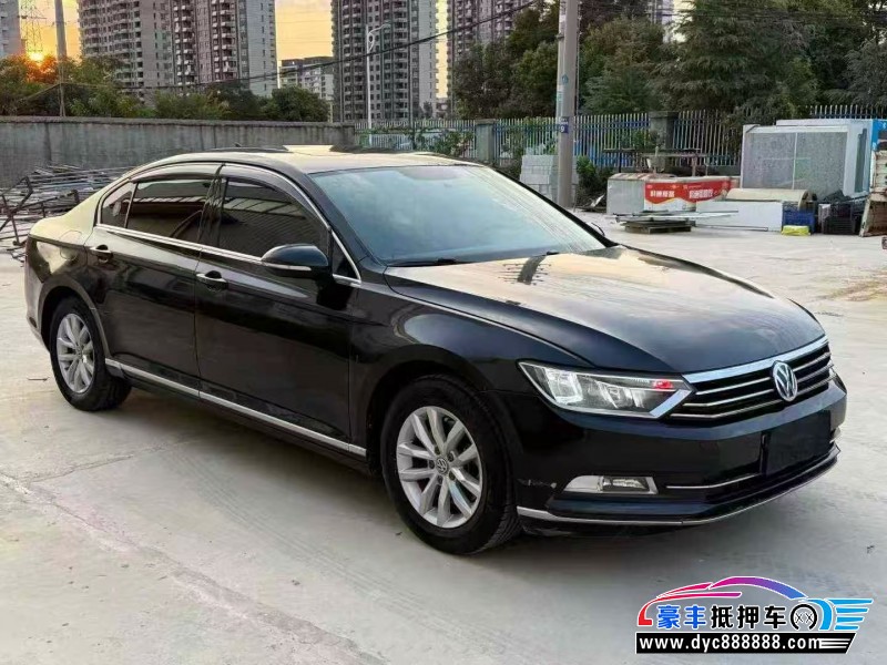 18年大众迈腾轿车抵押车出售