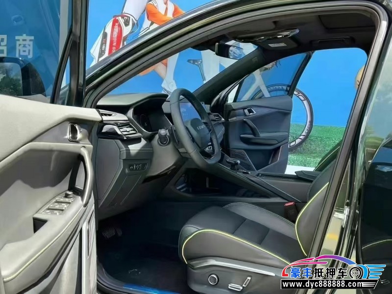 22年领克06轿车抵押车出售