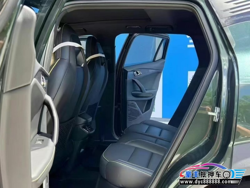 22年领克06轿车抵押车出售