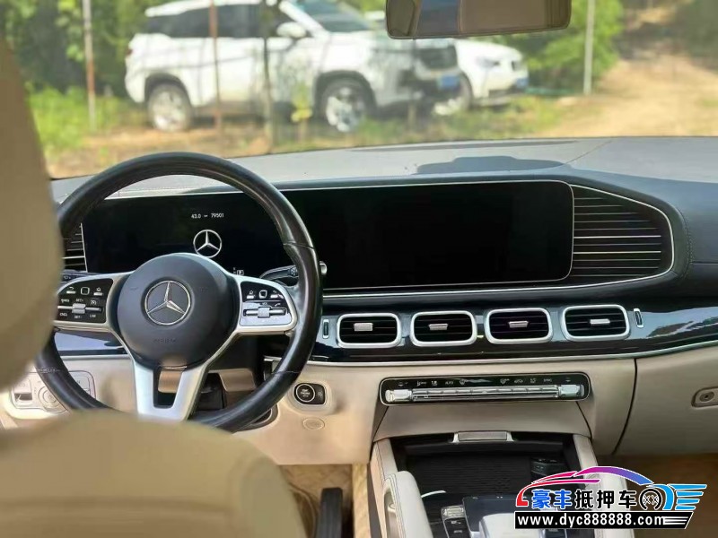 19年奔驰GLE轿车抵押车出售