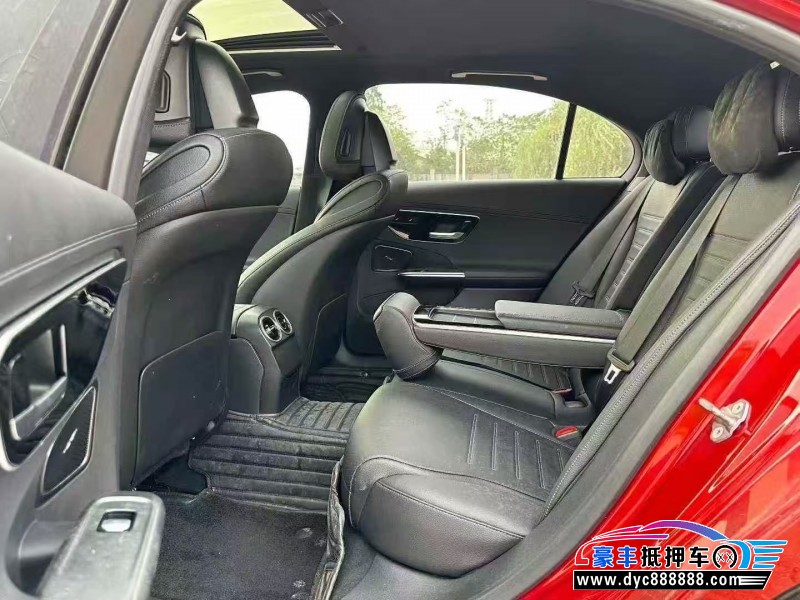 22年奔驰C轿车抵押车出售