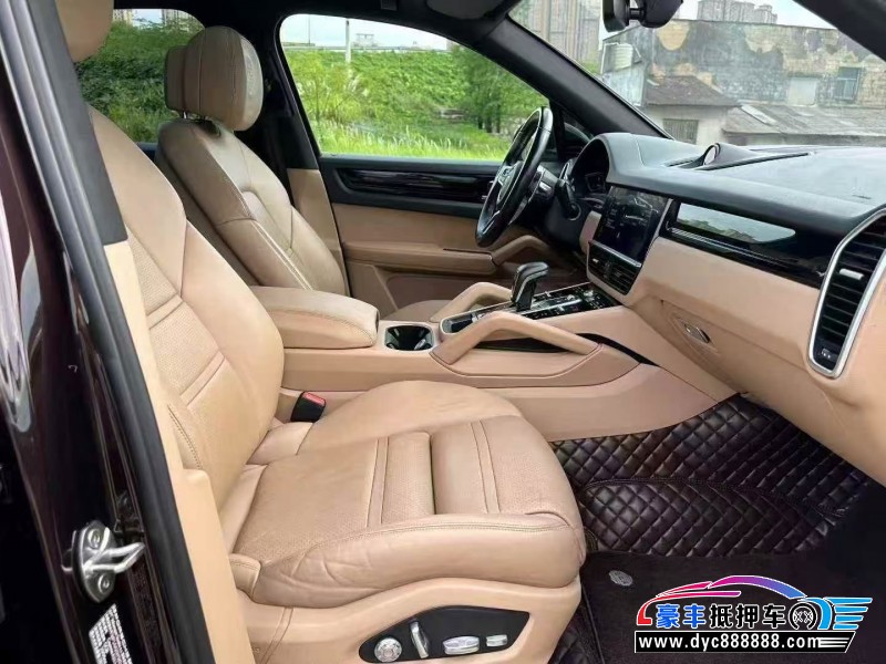 19年保时捷卡宴SUV抵押车出售