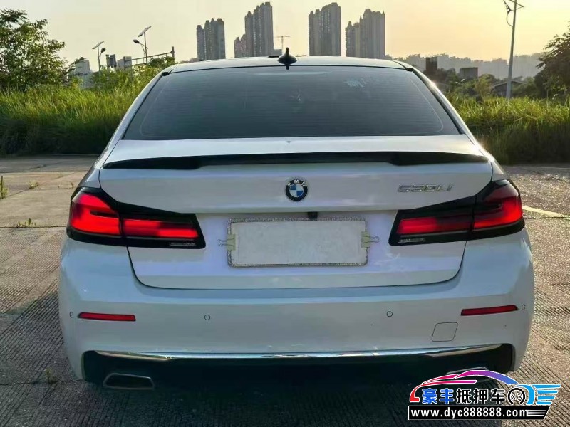 20年宝马5系轿车抵押车出售