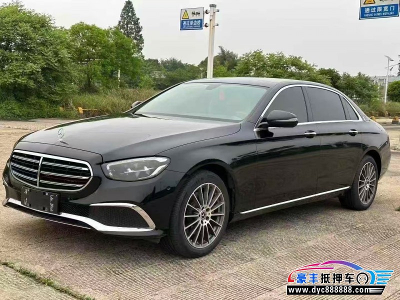 22年奔驰E轿车抵押车出售