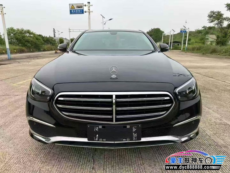 22年奔驰E轿车抵押车出售