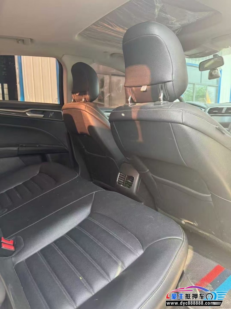 20年福特蒙迪欧轿车抵押车出售