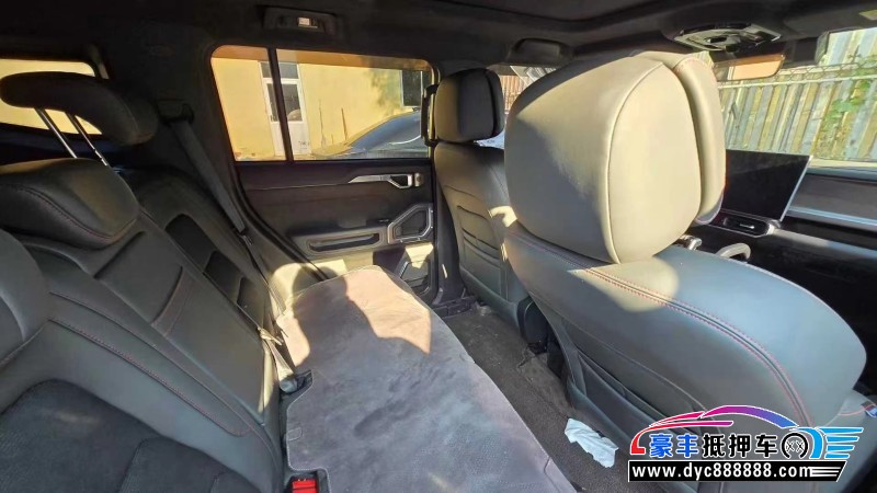 24年捷途旅行者轿车抵押车出售