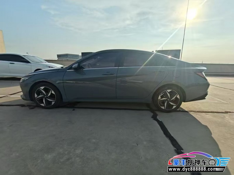 23年现代伊兰特轿车抵押车出售