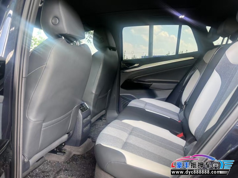 25年大众id4轿车抵押车出售