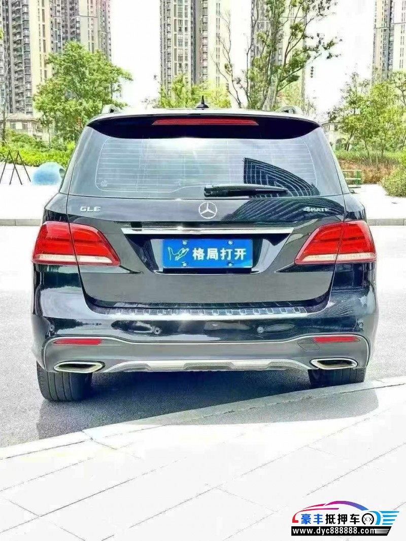 18年奔驰GLE轿车抵押车出售