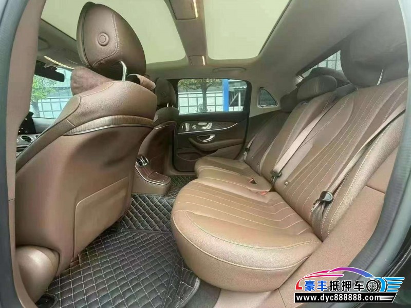 23年奔驰E轿车抵押车出售