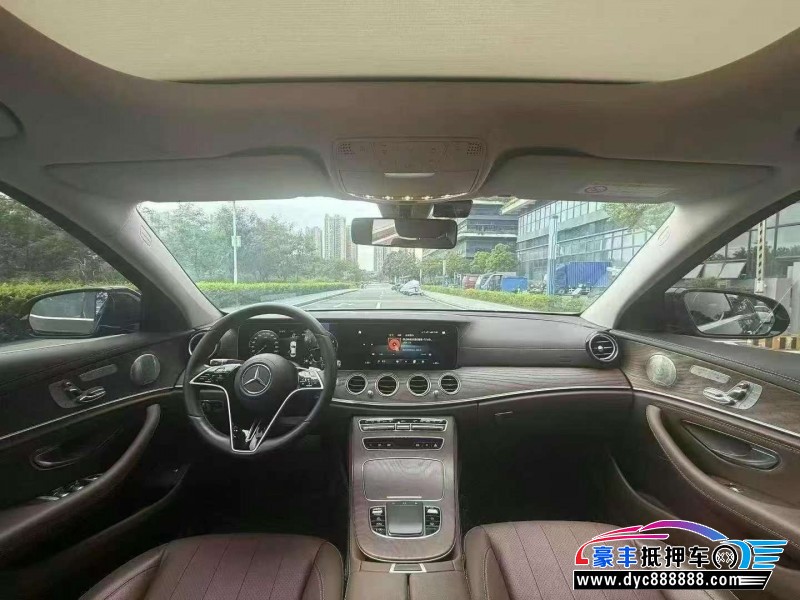 23年奔驰E轿车抵押车出售