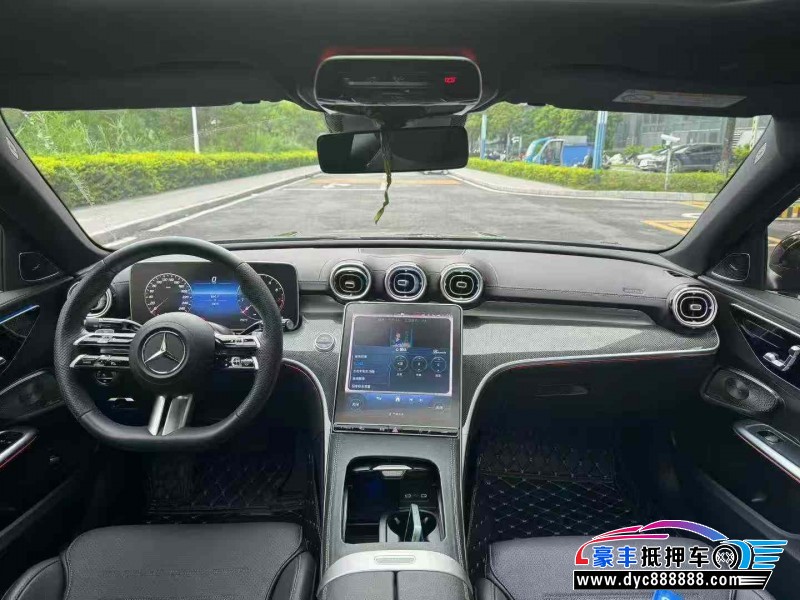 24年奔驰C轿车抵押车出售