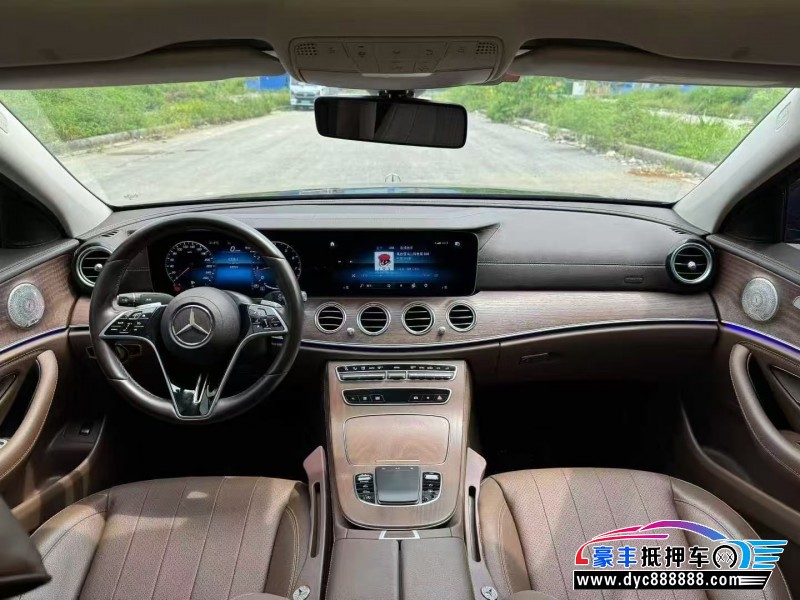 23年奔驰E轿车抵押车出售