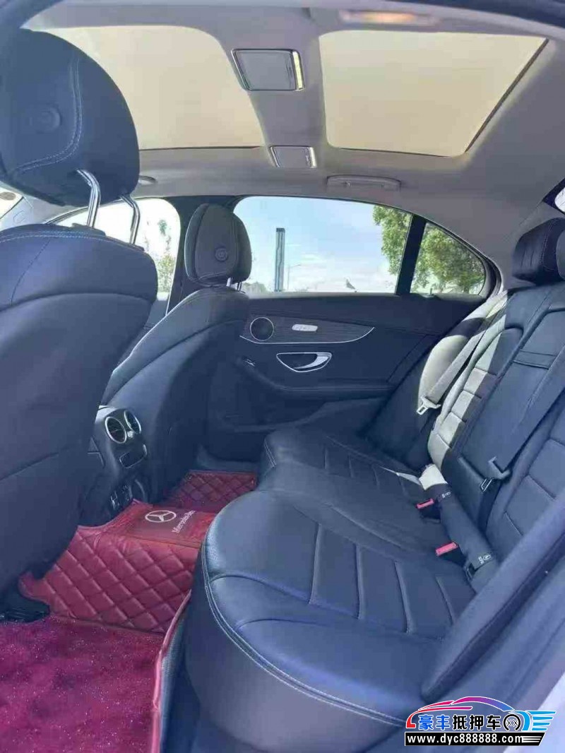 21年奔驰C轿车抵押车出售