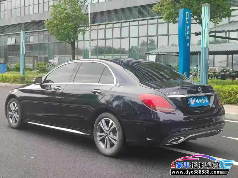 20年奔驰C轿车抵押车出售